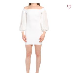 Ontwelfth Juniors mini dress with Puff Sleeves